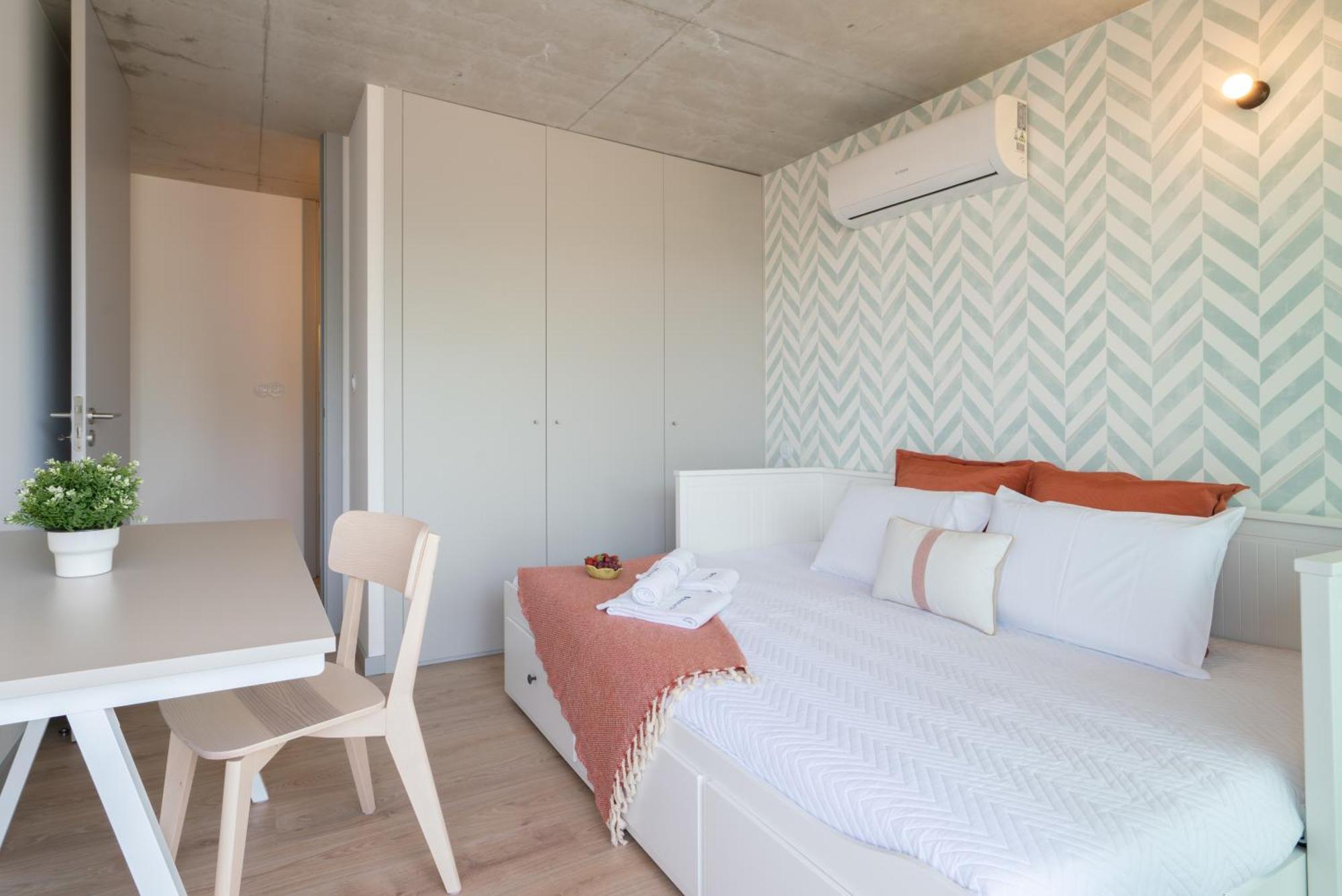 Host Wise - Luxurious Impressive Apartment - Balcony And Pool Vila Nova de Gaia Room photo